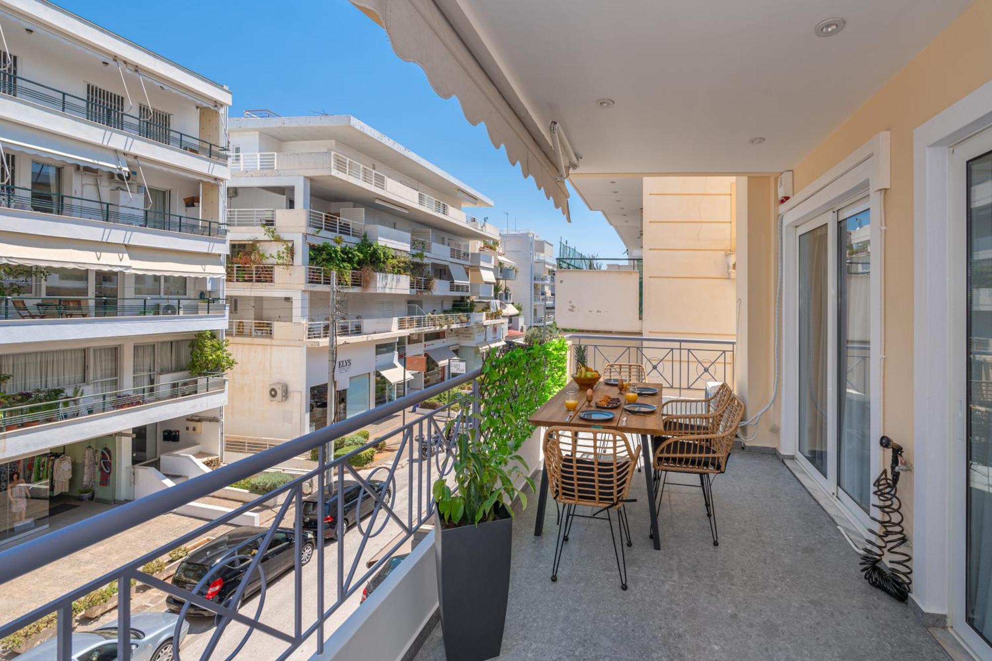 Luxurious Coastal Retreat In Central Glyfada เอเธนส์ ภายนอก รูปภาพ