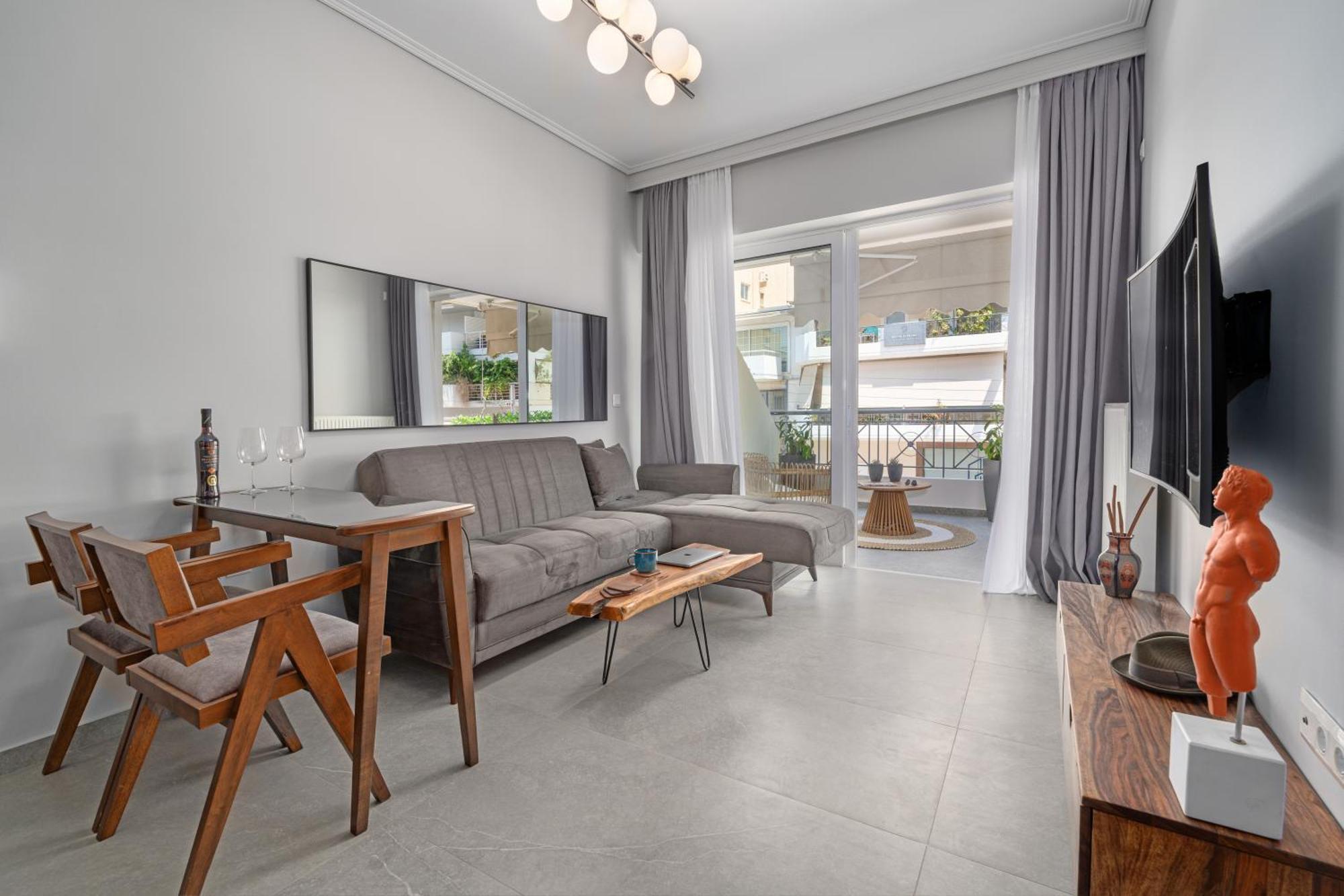 Luxurious Coastal Retreat In Central Glyfada เอเธนส์ ภายนอก รูปภาพ