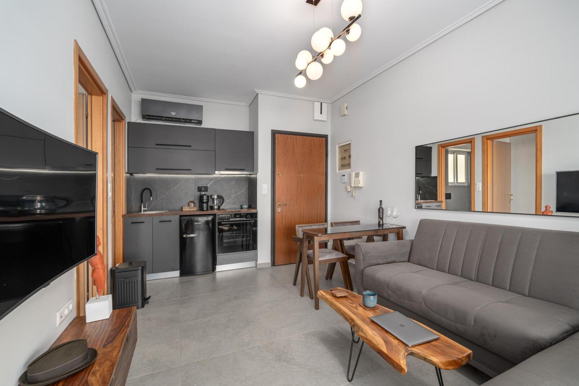 Luxurious Coastal Retreat In Central Glyfada เอเธนส์ ภายนอก รูปภาพ